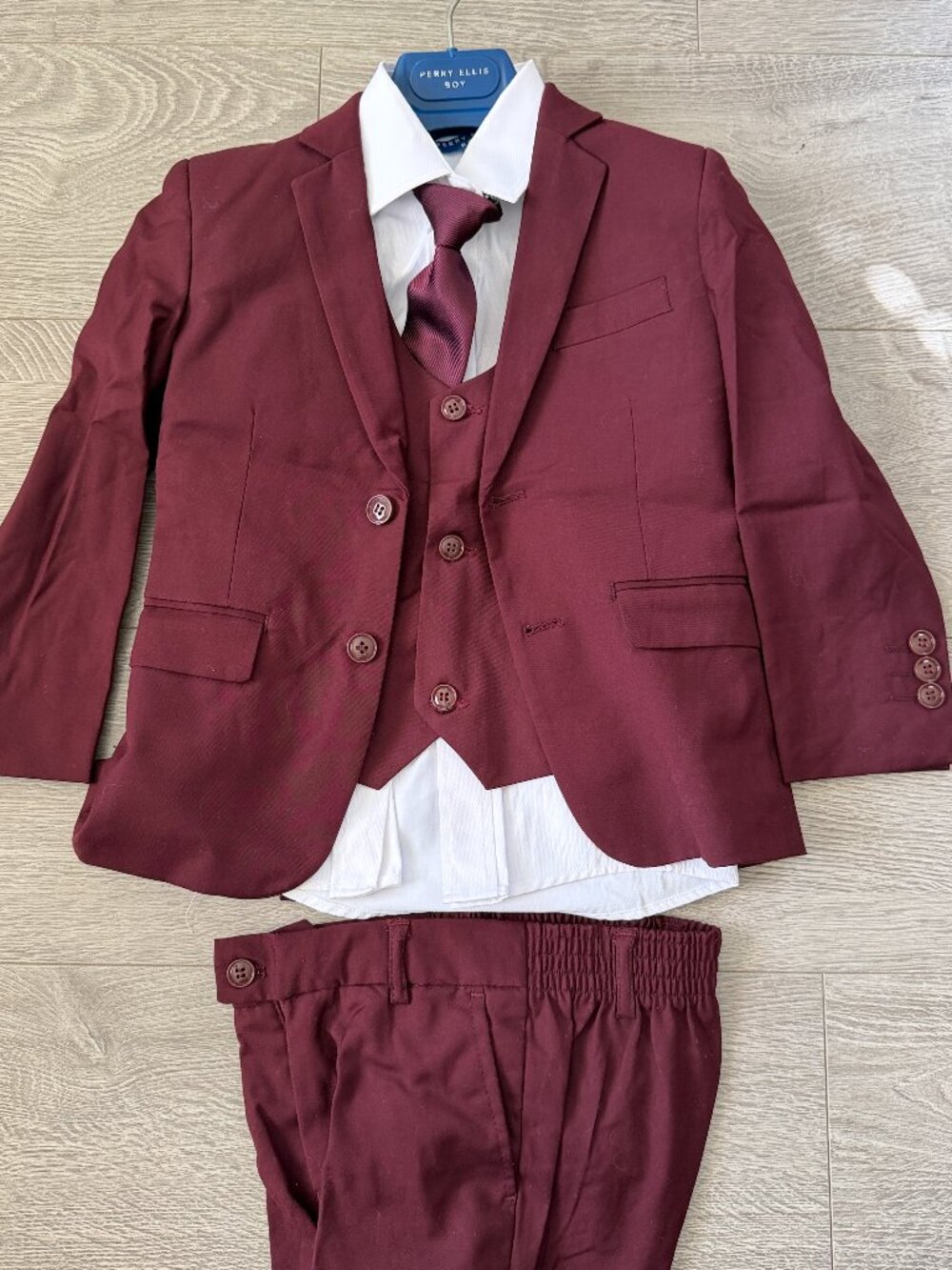 Perry Ellis Boys 5 Piece Burgundy Suit Set Size 5 Wedding Formal